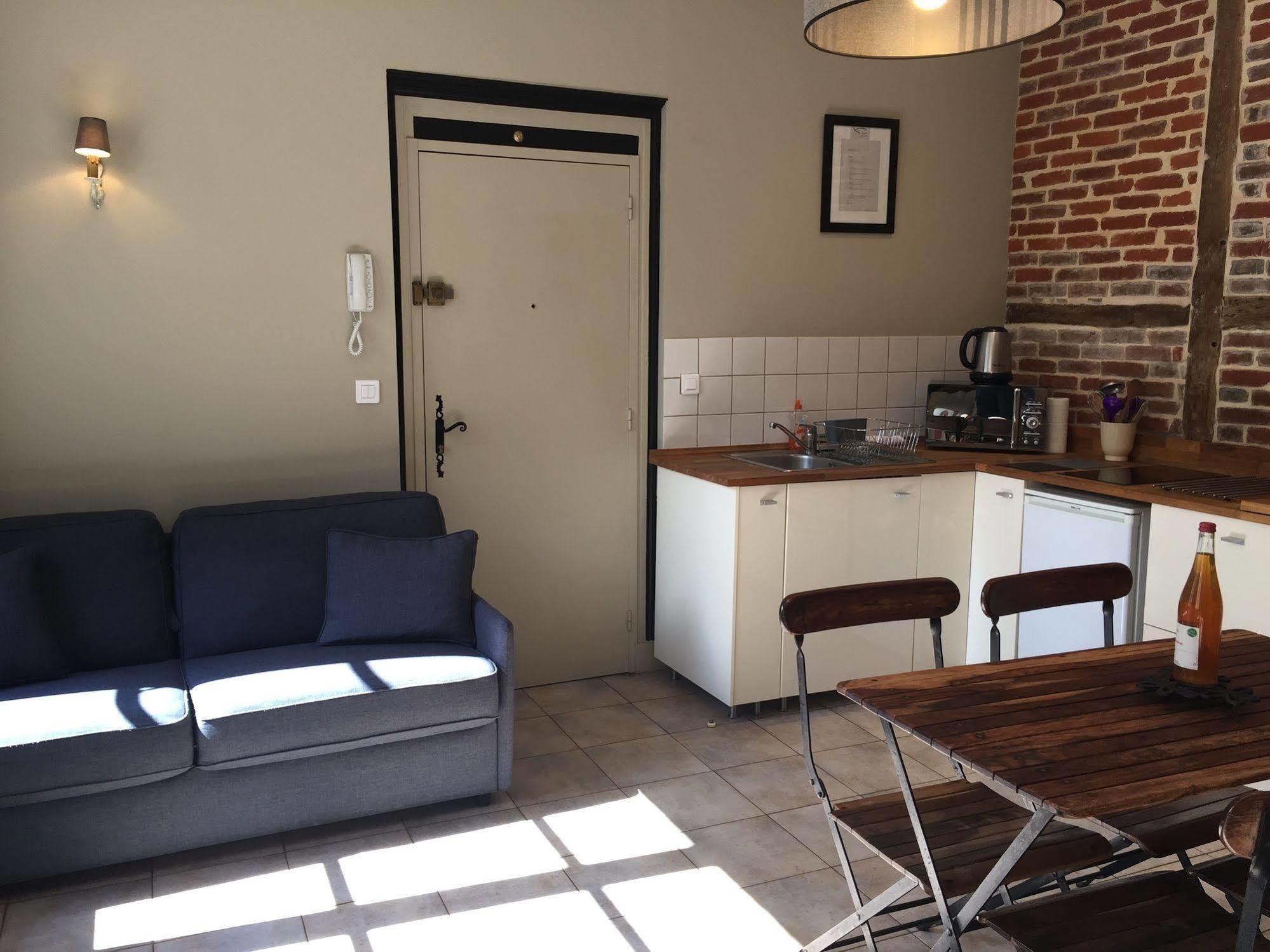 Appartements Du Clos Vorin Honfleur Exterior foto